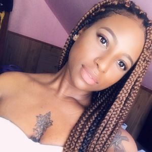 Meet your Posher, Brittney